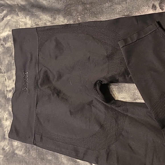 Pink active work out pants - Picture 3 of 3